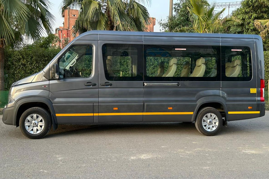 9 seater urbania van hire delhi, urbania van on rent delhi, urbania van hire in new delhi, force urbania van rent in delhi