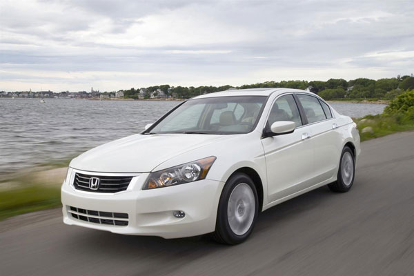 Honda Accord - Luxury Taxi Service Providers - Executive Car Rental Service - Car Rental Delhi