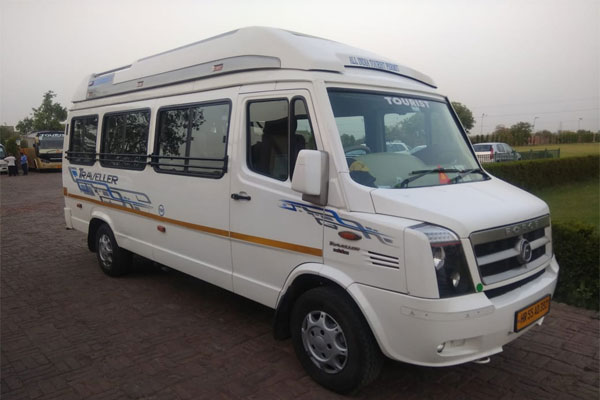 force traveller rent in delhi